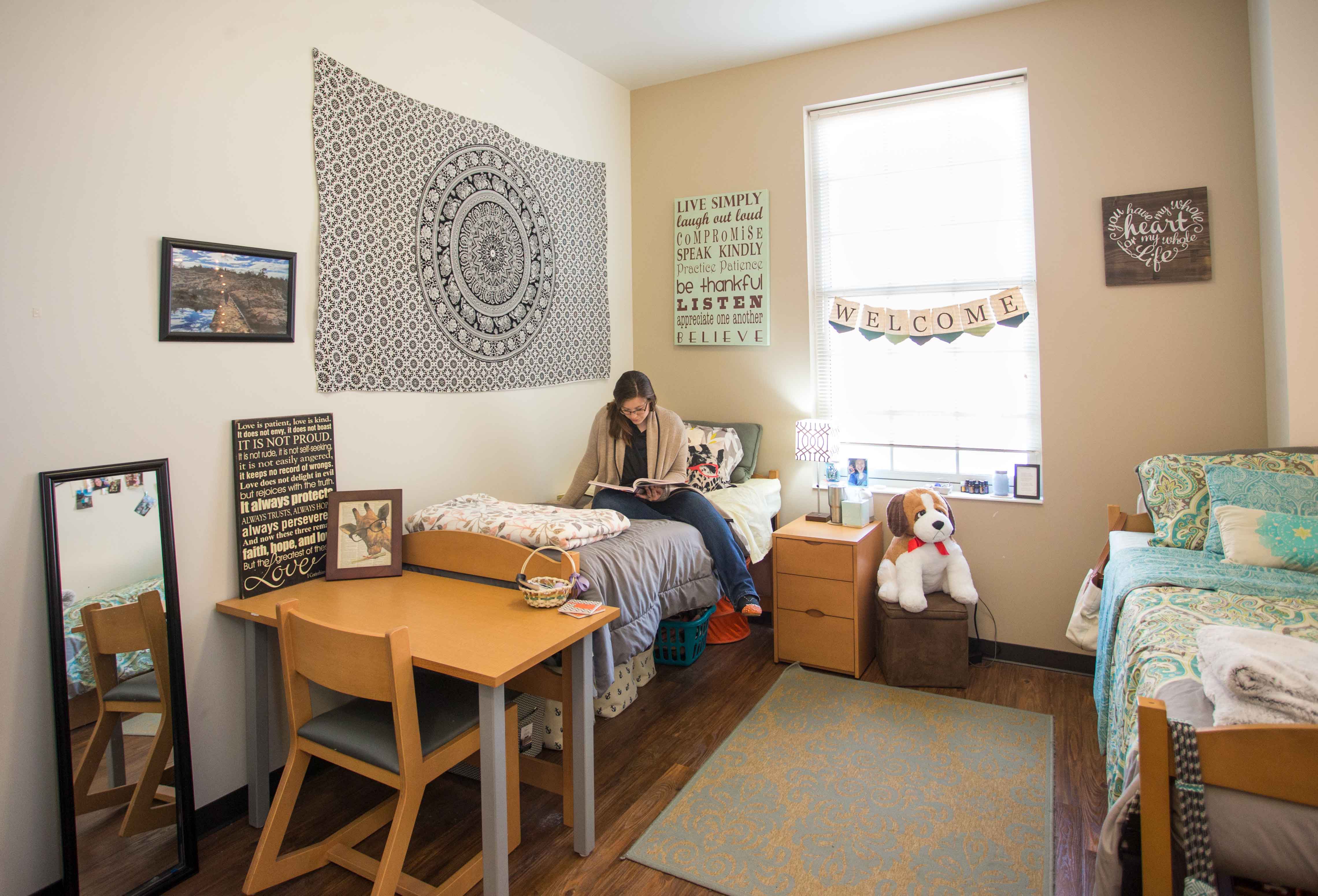 North Commons bedroom